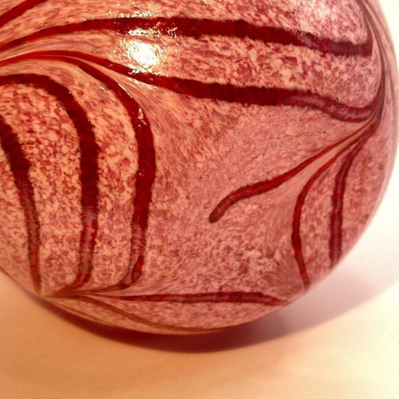 Studio Art Glass Vase Iridescent With Emerald Red Swirls Hand Blown Glass - Picture 8 of 11